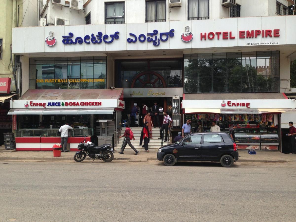 Hotel Empire Central Street Бангалор Екстериор снимка